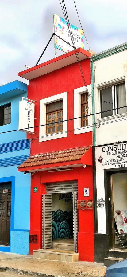 Hostel Aabilo'Ob Progreso  Buitenkant foto